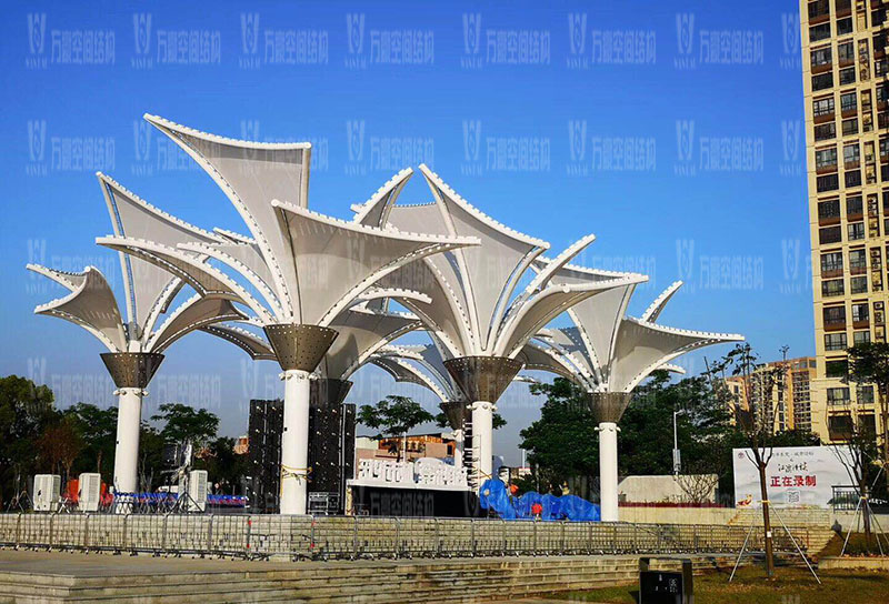 膜結(jié)構(gòu)膜材安裝有哪些注意事項(xiàng)？膜結(jié)構(gòu)膜材的安裝步驟是怎樣的？