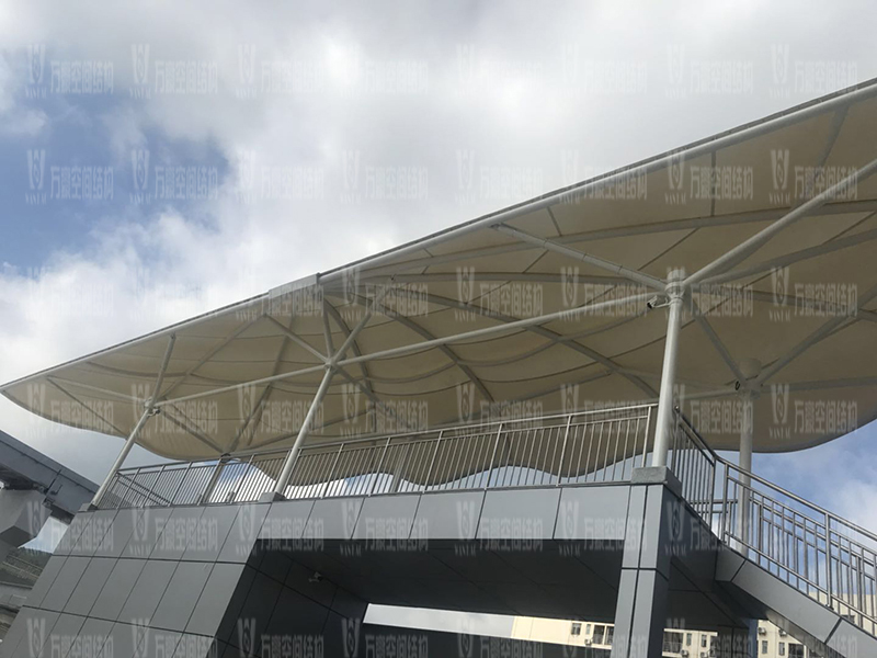 膜結構雨棚遮陽棚有哪些優勢?雨棚遮陽棚為什么選膜結構材料? 膜結構雨棚遮陽棚有哪些優勢?雨棚遮陽棚為什么選膜結構材料?