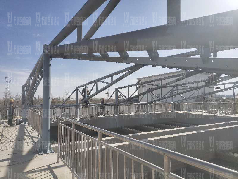 格爾木工業園污水池異型鋼結構項目