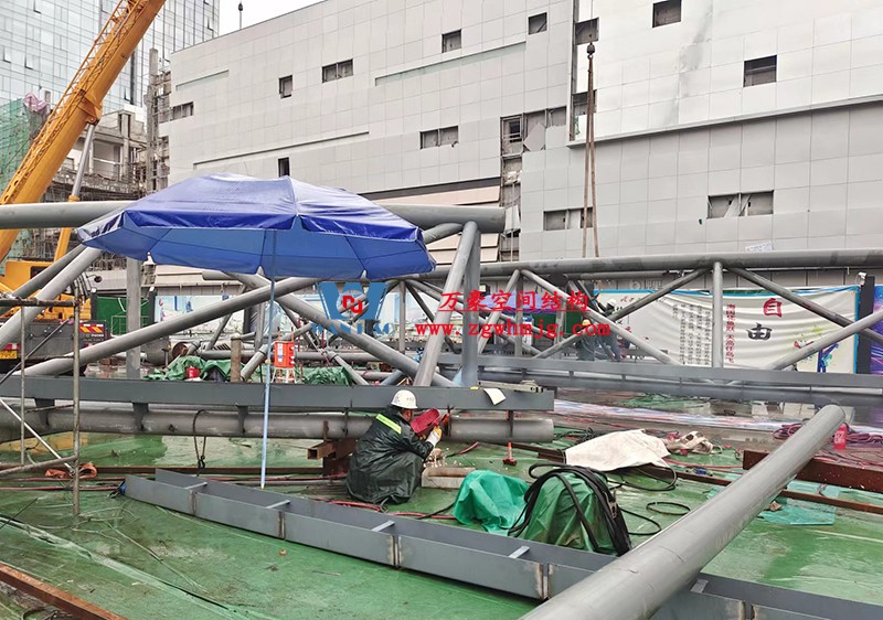 明宇廣場6號地塊商業(萬達廣場)改造項目鋼膜結構ETFE蓋頂天幕工程開始施工 明宇廣場6號地塊商業(萬達廣場)改造項目鋼膜結構ETFE蓋頂天幕工程開始施工