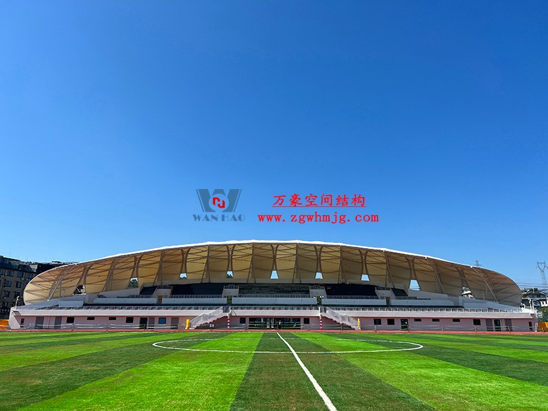 龍泉市體育場鋼膜結構工程完工