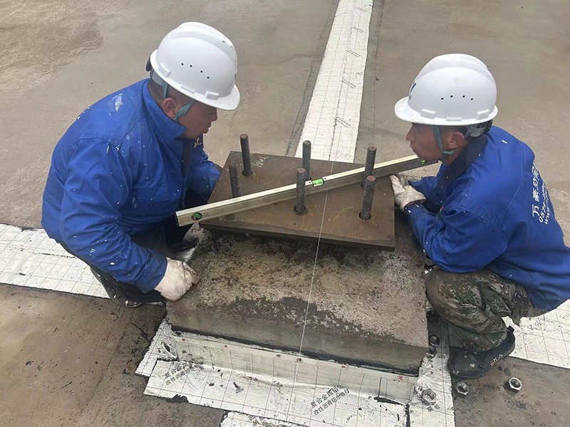 浙江真愛毯業科技有限公司廠房三屋面膜結構工程開始施工