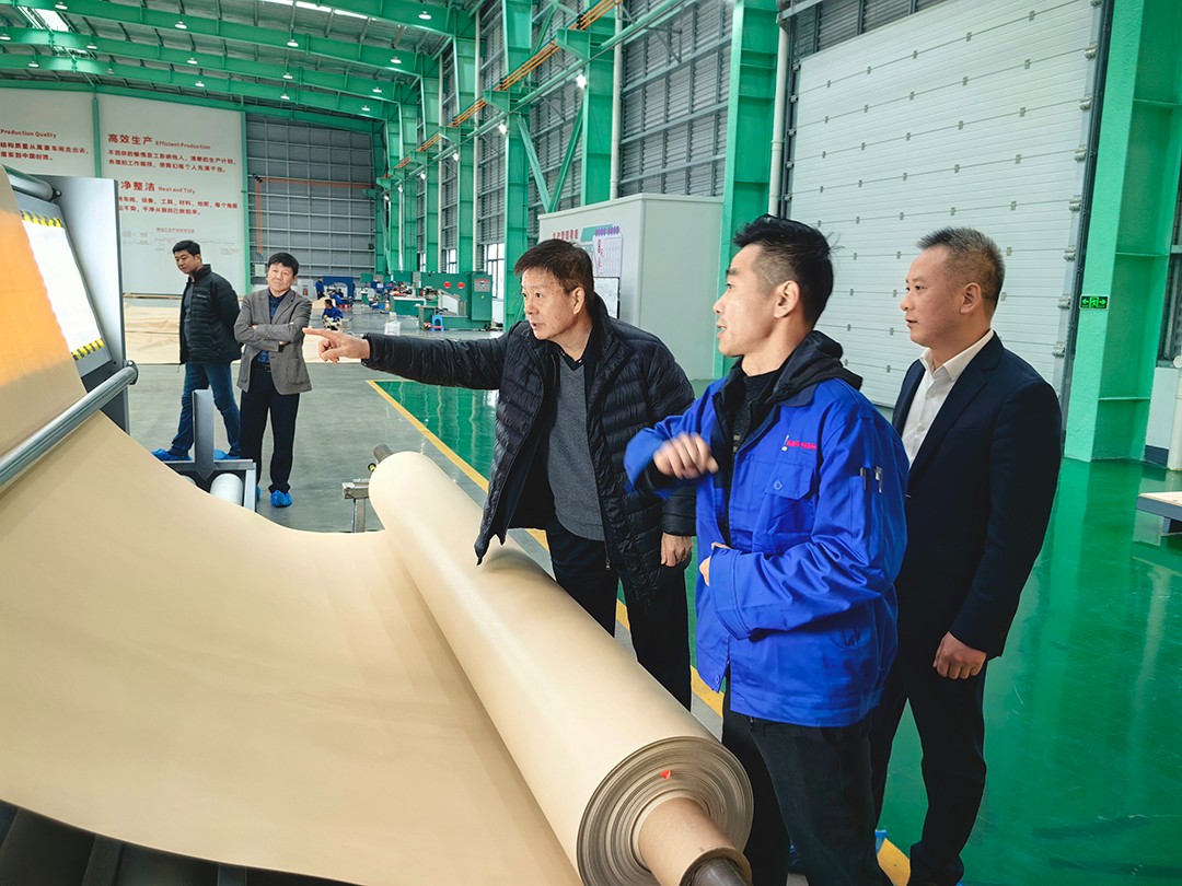 中國鋼結構協會空間結構分會領導專家一行蒞臨萬豪考察指導工作