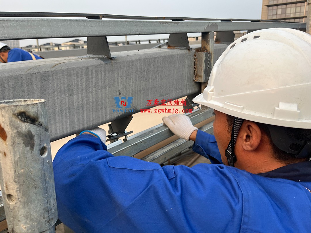 蘇州東環路人行天橋ptfe膜結構