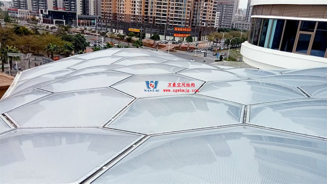 茂名總匯天街ETFE氣枕商業天幕，打造光影藝術“場景”