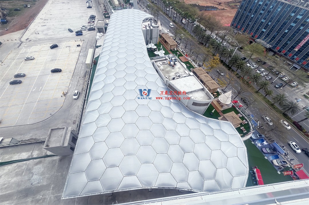 茂名總匯天街ETFE氣枕商業天幕，打造光影藝術“場景”