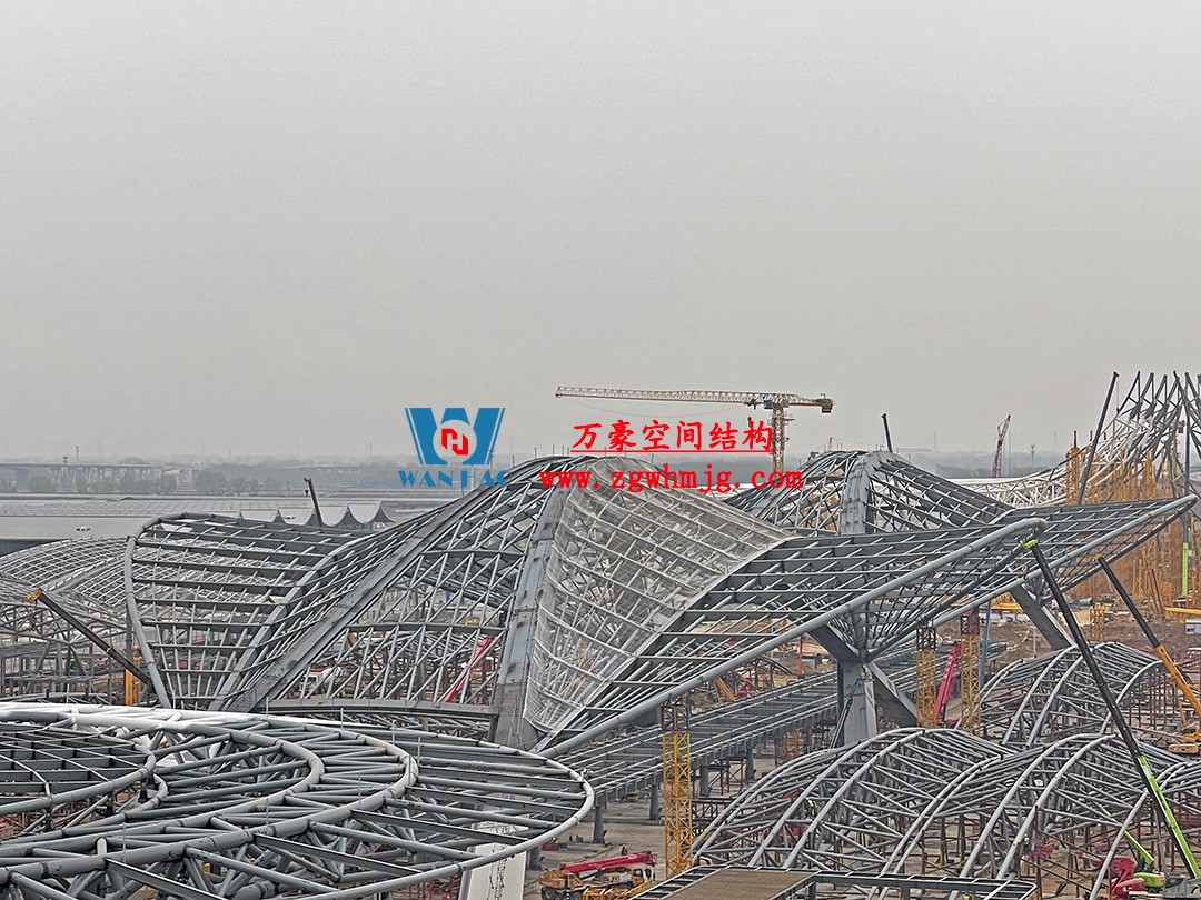 鄭州中原高鐵港數(shù)字展貿(mào)城鋼結(jié)構(gòu)項目