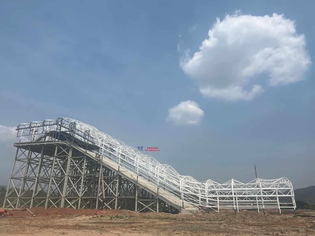 比亞迪紹興嵊州賽車場干拔沙坡觀景平臺鋼結構項目