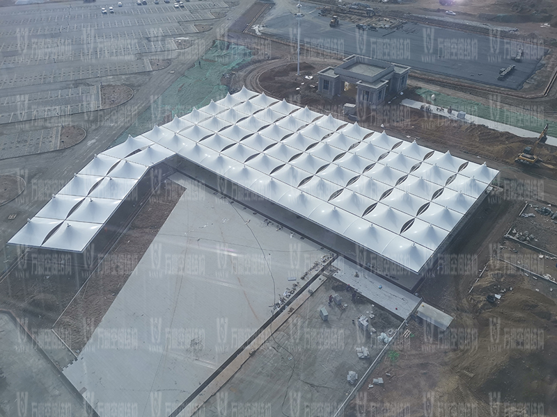 烏蘭縣茶卡景區旅游扶貧基礎設施項目（二期）膜結構工程竣工