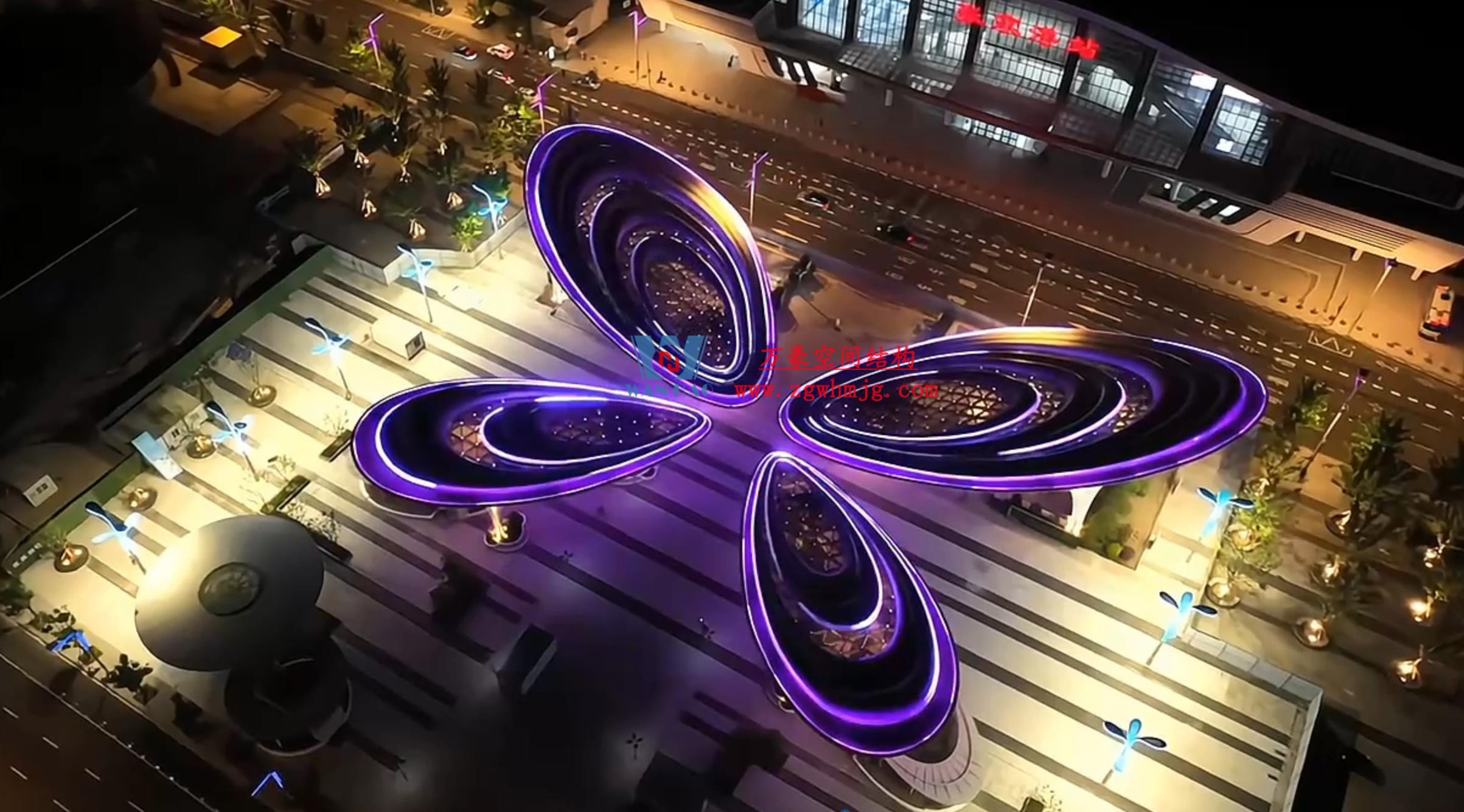 張家港高鐵站前大蝴蝶景觀膜結構工程