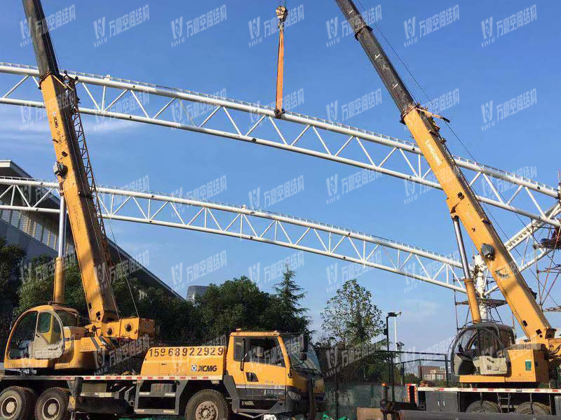 寧波（鄞州）網球中心遮陽棚膜結構工程二期項目施工中